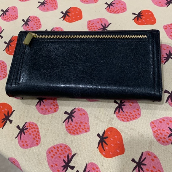 Fossil black leather wallet EUC - Picture 4 of 10